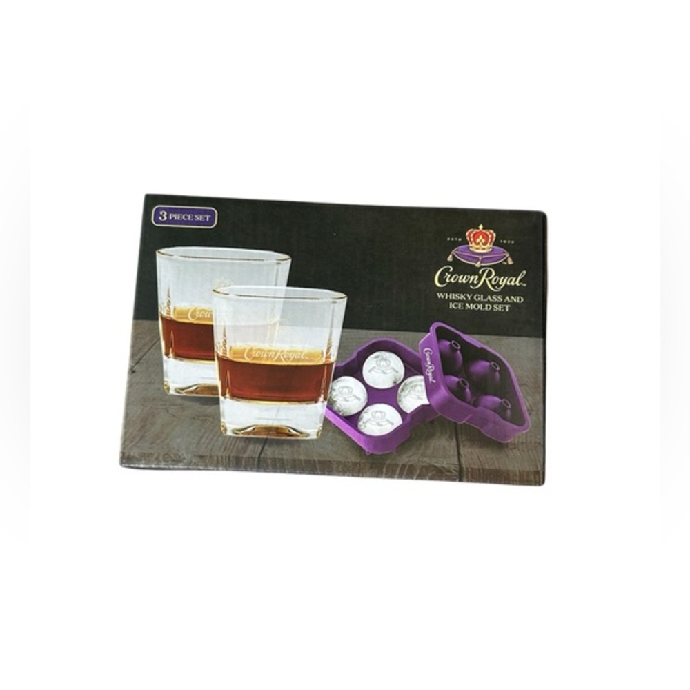 Crown Royale Whiskey Glass & Ice Set
